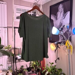 Colette Green Short Sleeve Top Lightweight Flowy Women's Blouse‎